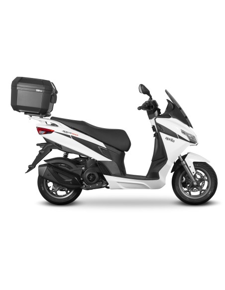 Fijaciones para montar una maleta superior a la moto.