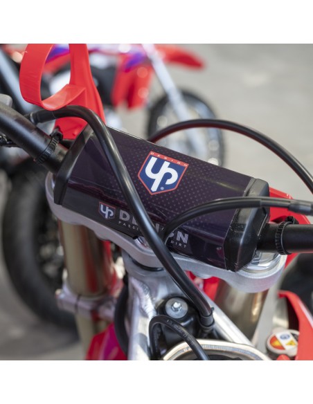 PROTECTOR DE MANILLAR UP DESIGN NEGRO 