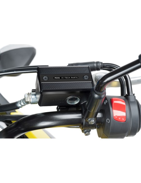 TAPA DEPOSITO LIQUIDO DE FRENOS SUZUKI C/AZUL