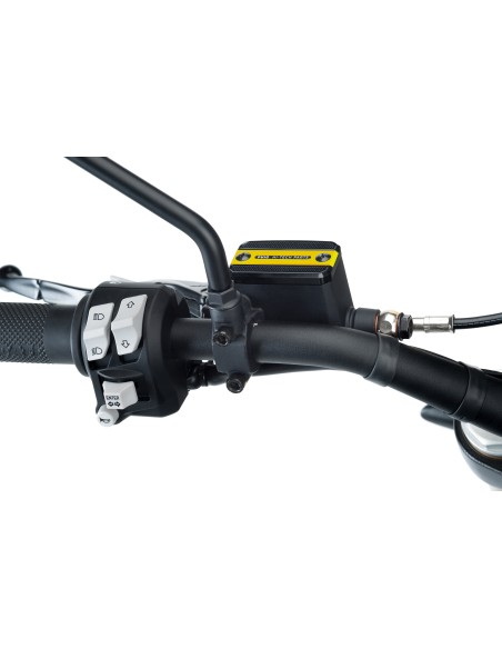 TAPA DEPOSITO LIQUIDO EMBRAGUE KYMCO AK550 (TF-18)