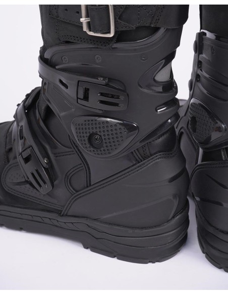 Botas By City OFF-ROAD BLACK