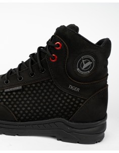 Botas By City TIGER BLACK