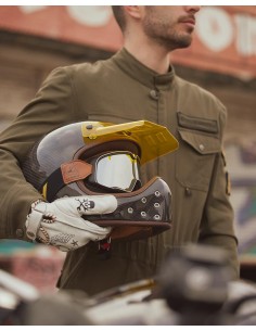 Casco BY City THE ROCK CARBON BLACK  R.22.06 2