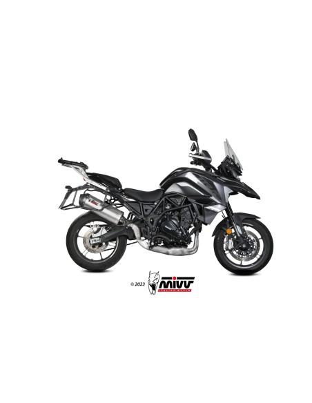 MIVV SLIP-ON OVAL ST. STEEL CON TAPA CARBONO BENELLI TRK 702 / X 2023-24