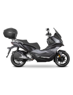 FIJACION PARA MALETA SUPERIOR SYM ADX 300